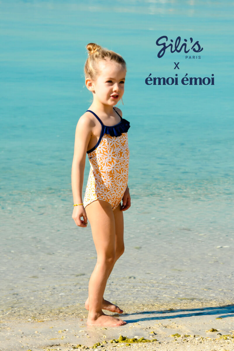 girls wearing a one-piece swimsuit Pâquerettes GILI'S x EMOI EMOI